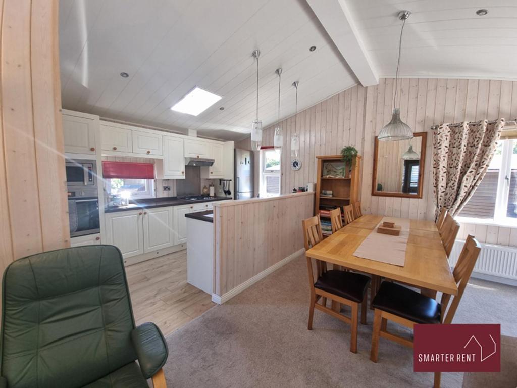 Milford On Sea - 4 Bedroom Lodge In Shorefield Country Park Exterior foto